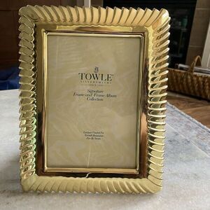 Vintage Towle Brass Gold Picture Frame 5x7 - Freestanding or Hanging
